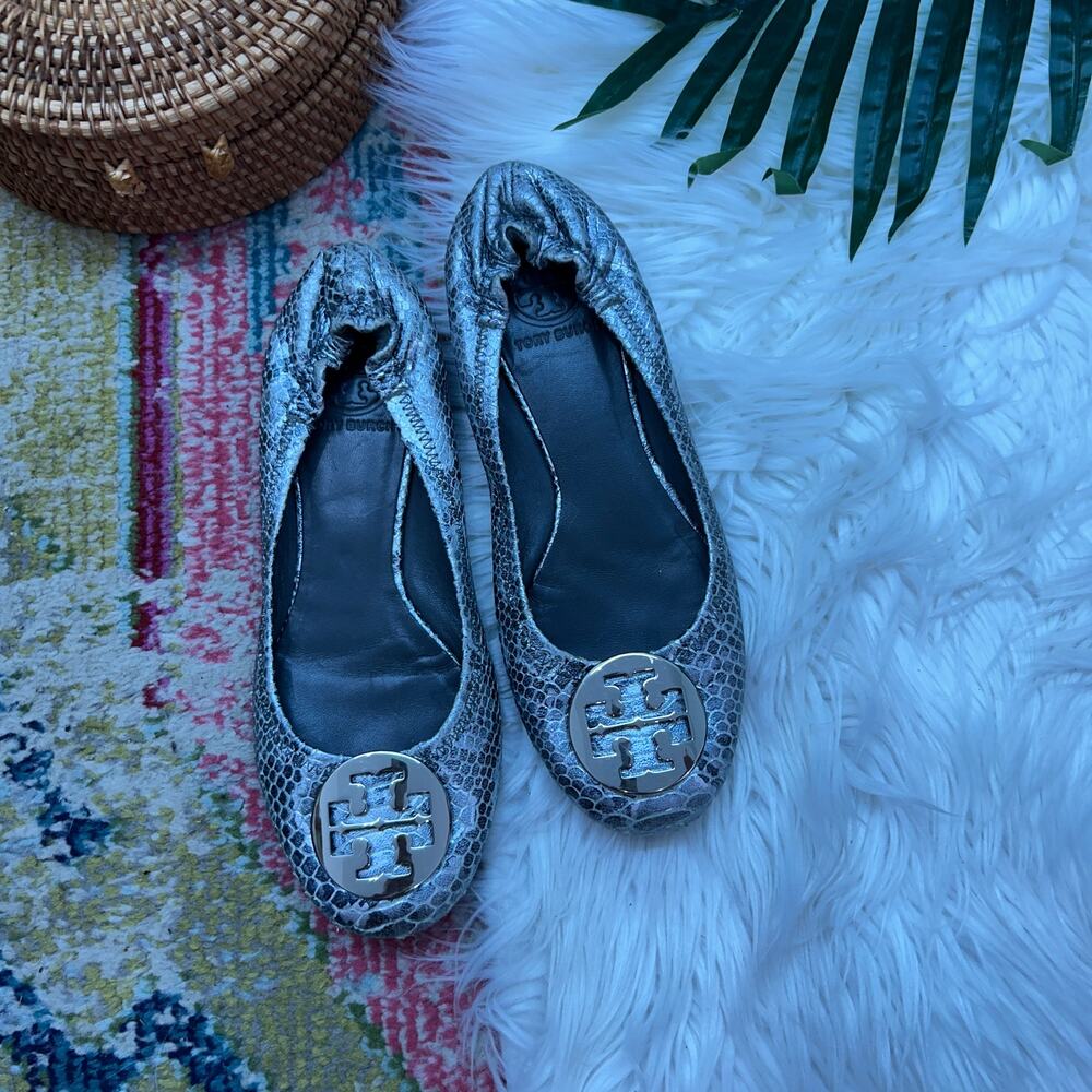 $228 Tory Burch Designer Silver Gray Snakeskin Print Leather Ballet Flats 7